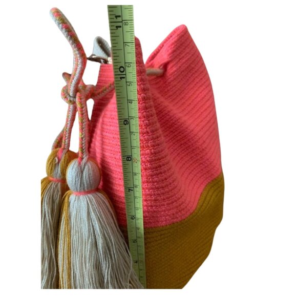 Original Colombian Wayuu Mochila Bucket Bag - Picture 6 of 7